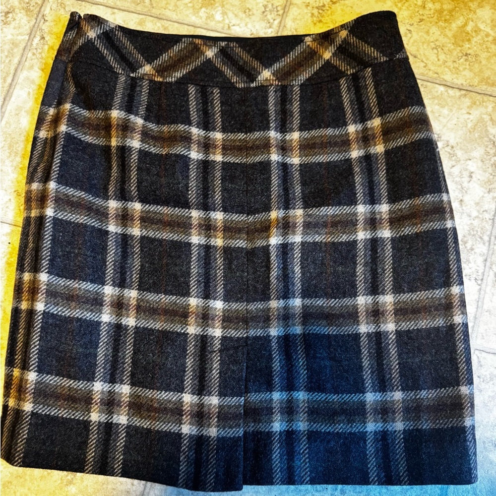 L.L. Bean Wool Blend Plaid Pencil Skirt - Dark Gray/Multi - 10 Petite - Picture 2 of 4